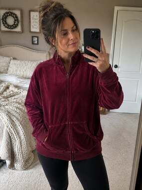Made For Life Women's Burgundy Velour Zip-Up Jacket
